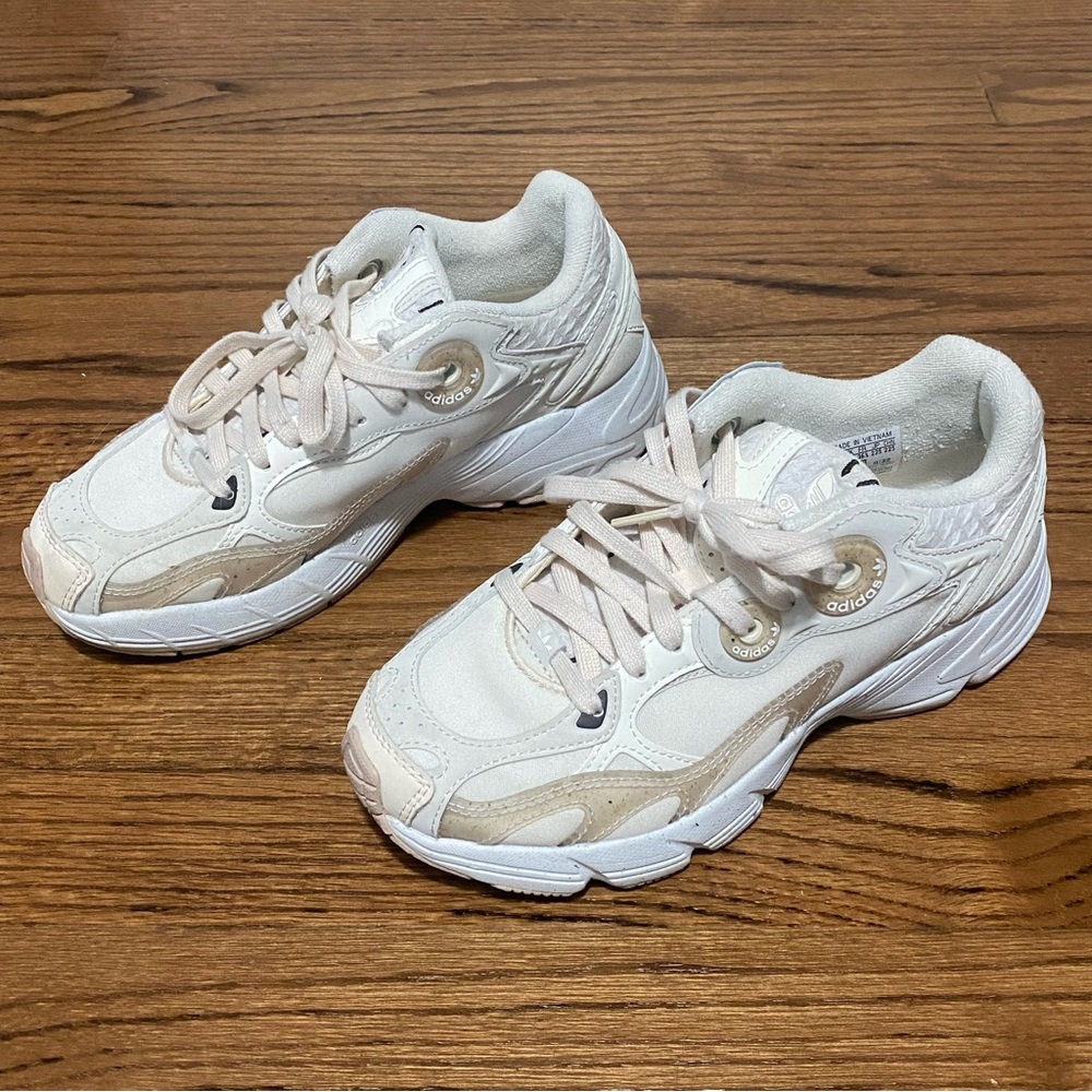 White and Cream Vegan Adidas Women’s Sneaker